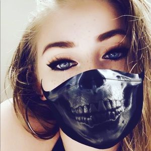 Meet your Posher, Jillian